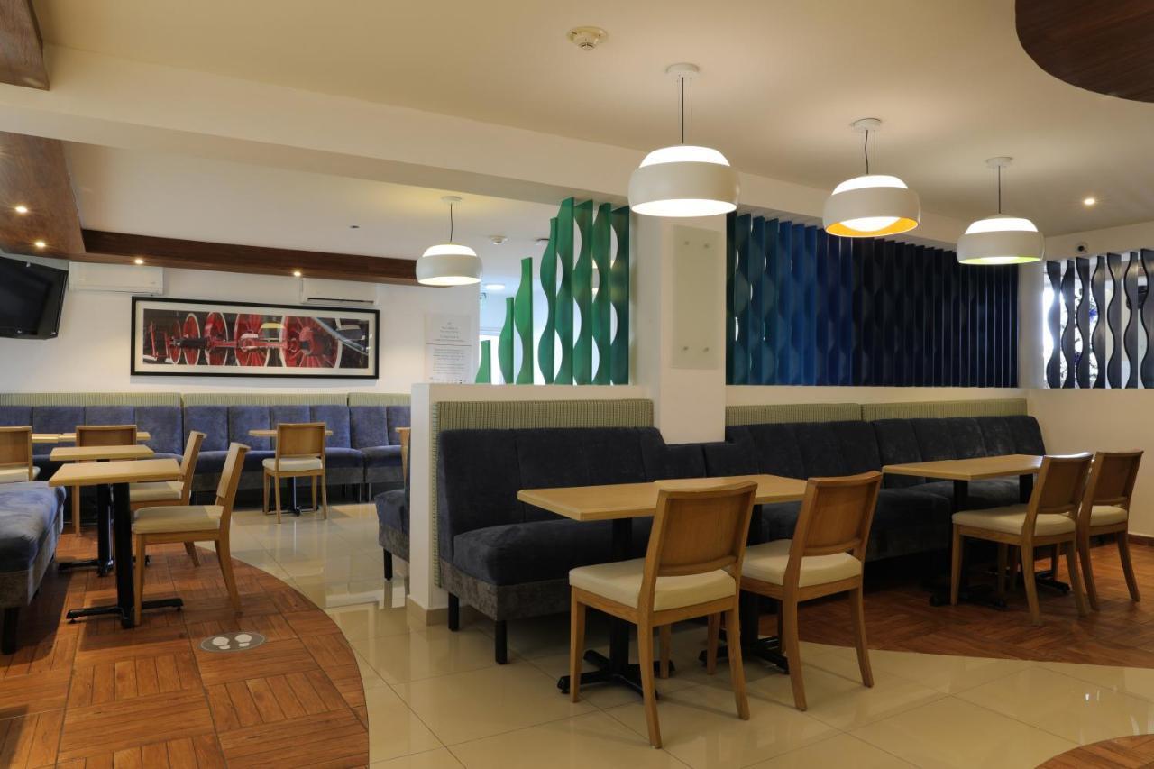 Holiday Inn Express Piedras Negras By Ihg Exterior foto