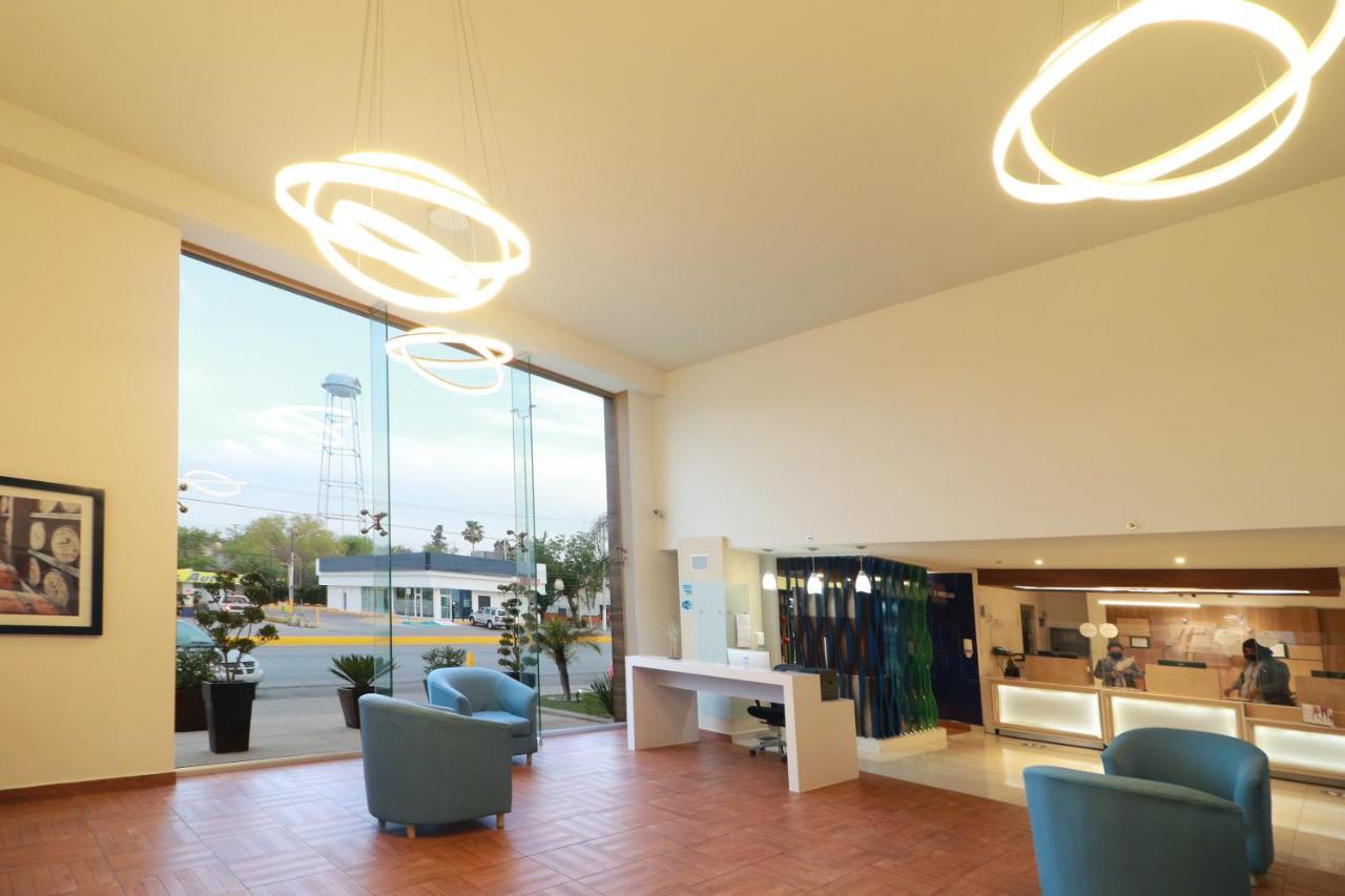 Holiday Inn Express Piedras Negras By Ihg Exterior foto